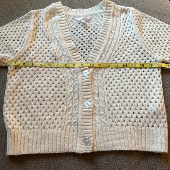 Juniors 2 pack Sweaters Cream and Green No Boundaries size 7-9 - Picture 9 of 12